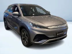 Grigio Usata 2024 BYD Atto 3 Design SUV | 29.200 € (Buon prezzo)