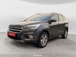 Grigio Usata 2018 Ford Kuga S SUV | 13.900 € (Ottimo prezzo)