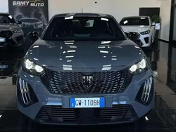 Grigio selenium Nuova 2024 Peugeot 2008 Active SUV | 19.990 € (Buon prezzo)