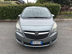 Argento Usata 2014 Opel Meriva Monovolume | 5900 € (Buon prezzo)