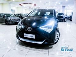Nero Usata 2021 Toyota Aygo Connect Style Due volumi | 12.200 € (Buon prezzo)