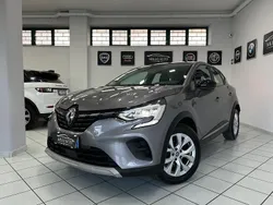 Grigio Usata 2020 Renault Captur Business SUV | 14.990 € (Buon prezzo)
