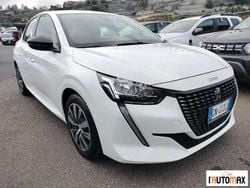 Bianco Usata 2023 Peugeot 208 Active Due volumi | 16.500 € (Buon prezzo)