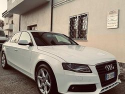 Bianco Usata 2009 Audi A4 Tre volumi | 6000 € (Buon prezzo)