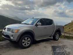 Usata 2006 Mitsubishi L200 Pick-up | 12.000 €