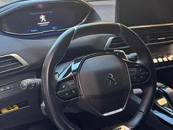Grigio Usata 2022 Peugeot 3008 Due volumi | 28.000 €