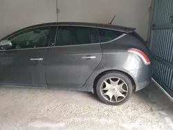 Grigio Usata 2008 Lancia Delta Tre volumi | 3000 €