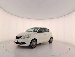 Bianco Usata 2016 Lancia Ypsilon Gold Due volumi | 9000 € (Cara)