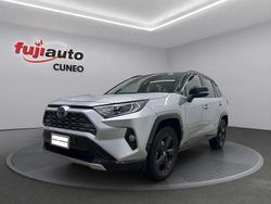 Silver met/deep black met Usata 2021 Toyota RAV4 Hybrid Style SUV | 28.900 € (Buon prezzo)