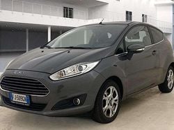 Grigio metallizzato Usata 2017 Ford Fiesta Titanium Due volumi | 6970 € (Buon prezzo)