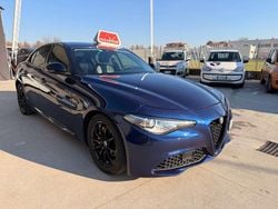 Blu/azzurro Usata 2017 Alfa Romeo Giulia Business Tre volumi | 16.900 € (Buon prezzo)