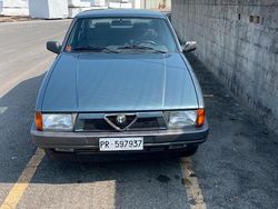 Verde Usata 1991 Alfa Romeo 75 Tre volumi | 10.000 €
