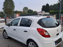 Bianco Usata 2009 Opel Corsa Club Tre volumi | 3550 € (Cara)