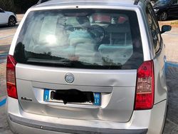 Grigio Usata 2004 Fiat Idea Emotion Monovolume | 3400 €