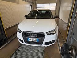 Bianco Usata 2012 Audi A1 Due volumi | 9000 € (Molto cara)
