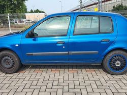 Blu Usata 2006 Renault Clio II Authentique Due volumi | 1500 € (Buon prezzo)