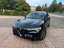 Nero Usata 2017 Alfa Romeo Stelvio Executive SUV | 19.950 € (Cara)