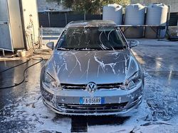 Grigio Usata 2015 VW Golf VII Tre volumi | 9500 € (Buon prezzo)