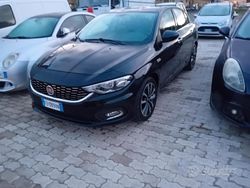 Blu Usata 2016 Fiat Tipo Opening Edition Tre volumi | 8200 € (Buon prezzo)