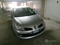 Usata 2008 Renault Clio II Due volumi | 3100 € (Cara)