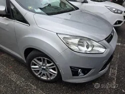 Grigio chiaro Usata 2014 Ford C-MAX Titanium Monovolume | 5400 € (Ottimo prezzo)