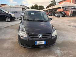Grigio Usata 2010 VW Fox Sport Due volumi | 2600 € (Buon prezzo)