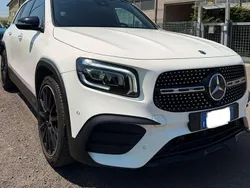Bianco Usata 2021 Mercedes GLB220 AMG line SUV | 32.700 € (Buon prezzo)