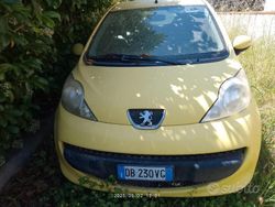 Giallo Usata 2006 Peugeot 107 Due volumi | 1600 € (Ottimo prezzo)