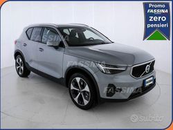Grigio Usata 2025 Volvo XC40 Core SUV | 32.500 € (Cara)
