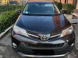 Usata 2015 Toyota RAV4 Active SUV | 13.000 € (Buon prezzo)