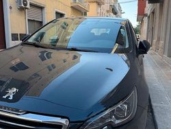 Grigio Usata 2016 Peugeot 308 Allure Tre volumi | 8500 € (Buon prezzo)