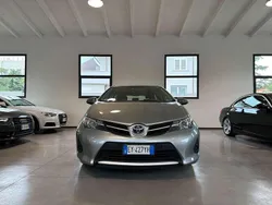 Grigio Usata 2015 Toyota Auris Touring Sports Active Station wagon | 5900 € (Buon prezzo)