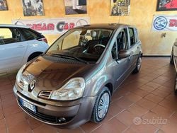 Marrone Usata 2011 Renault Modus Dynamique Monovolume | 3500 € (Buon prezzo)