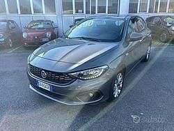 Grigio Usata 2016 Fiat Tipo Opening Edition Tre volumi | 4700 € (Super prezzo)