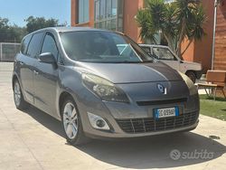 Grigio Usata 2010 Renault Grand Scénic III Dynamique Monovolume | 4000 € (Cara)