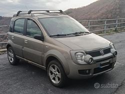 Usata 2006 Fiat Panda 4x4 Cross Due volumi | 4900 € (Buon prezzo)