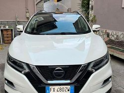 Usata 2017 Nissan Qashqai Tekna SUV | 12.900 € (Buon prezzo)