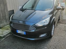 Usata 2017 Ford C-MAX Titanium Monovolume | 8500 € (Buon prezzo)