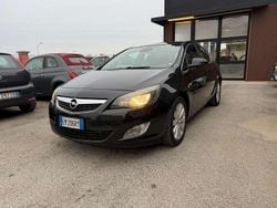 Nero Usata 2012 Opel Astra Cosmo Tre volumi | 5290 € (Cara)