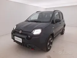Verde Usata 2024 Fiat Panda Cross Cross Due volumi | 11.990 € (Ottimo prezzo)
