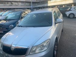Grigio Usata 2010 Skoda Octavia Station wagon | 1500 €