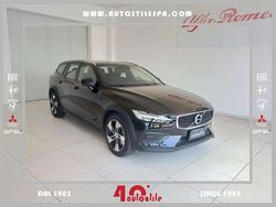 Nero Usata 2022 Volvo V60 CC Business Edition Station wagon | 35.490 € (Ottimo prezzo)