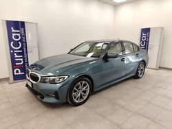 Blu/azzurro Usata 2021 BMW 320 Sport Line Tre volumi | 29.900 € (Buon prezzo)