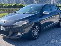 Grigio Usata 2011 Renault Mégane GT Line GT-Line Tre volumi | 4490 € (Buon prezzo)