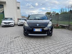 Nero Usata 2011 Renault Clio II Luxe Tre volumi | 2400 € (Ottimo prezzo)