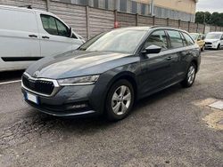Grigio Usata 2021 Skoda Octavia SportLine Station wagon | 15.490 € (Buon prezzo)