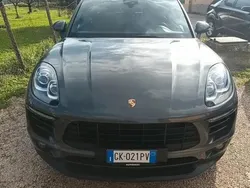 Grigio Usata 2018 Porsche Macan SUV | 46.500 € (Ottimo prezzo)