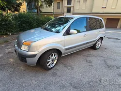 Usata 2007 Ford Fusion Monovolume | 2000 € (Buon prezzo)