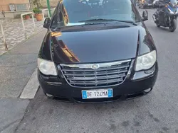 Usata 2006 Chrysler Voyager Monovolume | 4500 € (Cara)