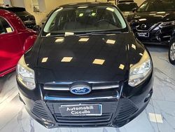 Grigio Usata 2012 Ford Focus Titanium Monovolume | 4900 € (Buon prezzo)